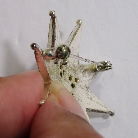 Vintage Starburst Star Brooch Pin With Purple Rhinestone Stones Silver Tone - Picture 5 of 7